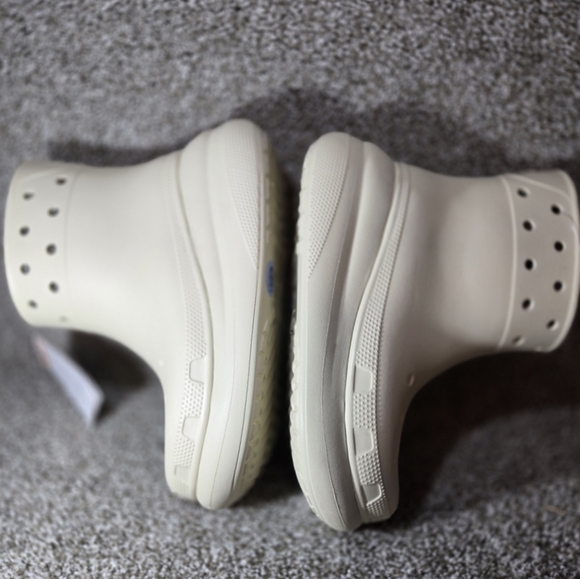 Crocs Classic Bone Waterproof Crush Rain Boots Unisex New 207946-2Y2 - Picture 8 of 16